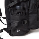 キャリアパック 35L 1680D NEW NE LOGO ブラック | NEW ERA ニューエラ公式オンラインストア