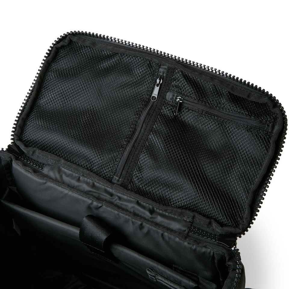 ボックスパック 32L NEW NE LOGO ブラック | NEW ERA ニューエラ公式オンラインストア