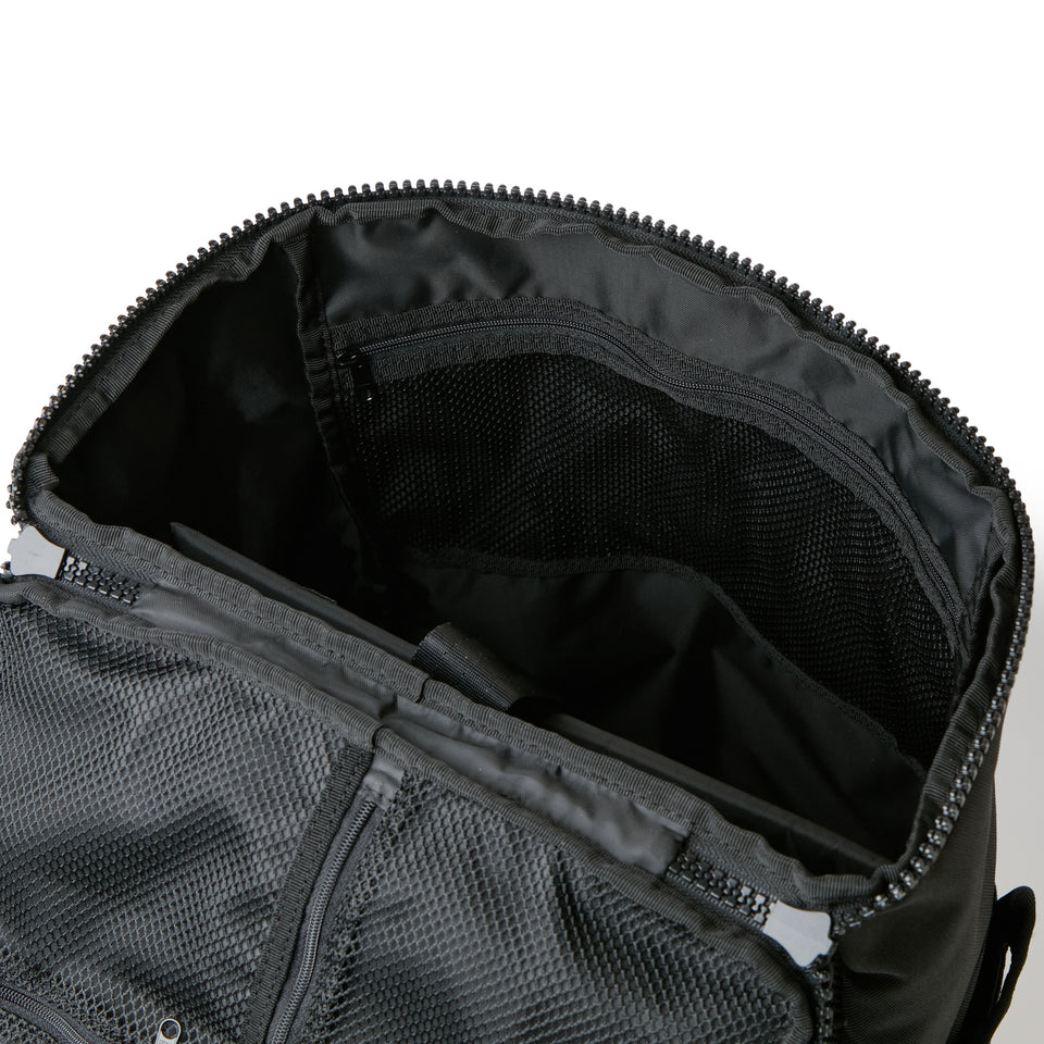 ボックスパック 32L NEW NE LOGO ブラック | NEW ERA ニューエラ公式オンラインストア