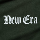 キッズ Youth 半袖 テック Tシャツ Old English オリーブ | パフォーマンスアパレル | NEW ERA ニューエラ公式オンラインストア