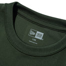 キッズ Youth 半袖 テック Tシャツ Old English オリーブ | パフォーマンスアパレル | NEW ERA ニューエラ公式オンラインストア