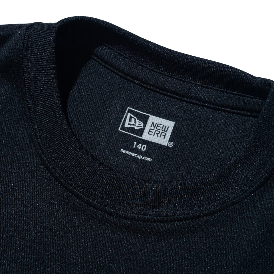 キッズ Youth 半袖 テック Tシャツ Old English ブラック | パフォーマンスアパレル | NEW ERA ニューエラ公式オンラインストア