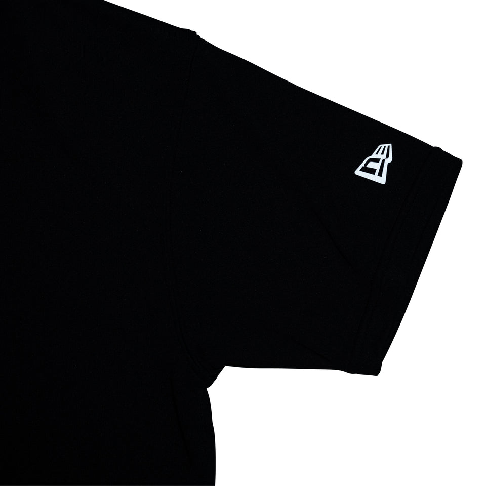 キッズ Youth 半袖 テック Tシャツ Old English ブラック | パフォーマンスアパレル | NEW ERA ニューエラ公式オンラインストア