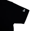 キッズ Youth 半袖 テック Tシャツ Old English ブラック | パフォーマンスアパレル | NEW ERA ニューエラ公式オンラインストア