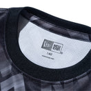 キッズ Youth 半袖 テック Tシャツ オールオーバー ブラック | パフォーマンスアパレル | NEW ERA ニューエラ公式オンラインストア