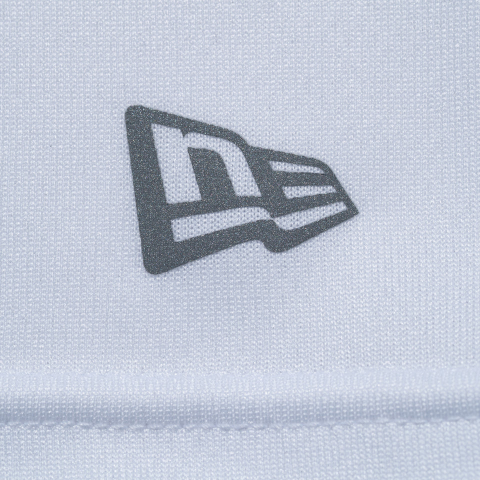 半袖 テック Tシャツ　Rear Archive ホワイト レギュラーフィット | パフォーマンスアパレル | NEW ERA ニューエラ公式オンラインストア