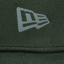 半袖 テック Tシャツ　Rear Archive オリーブ レギュラーフィット | パフォーマンスアパレル | NEW ERA ニューエラ公式オンラインストア