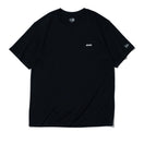 半袖 テック Tシャツ　Rear Archive ブラック レギュラーフィット | パフォーマンスアパレル | NEW ERA ニューエラ公式オンラインストア