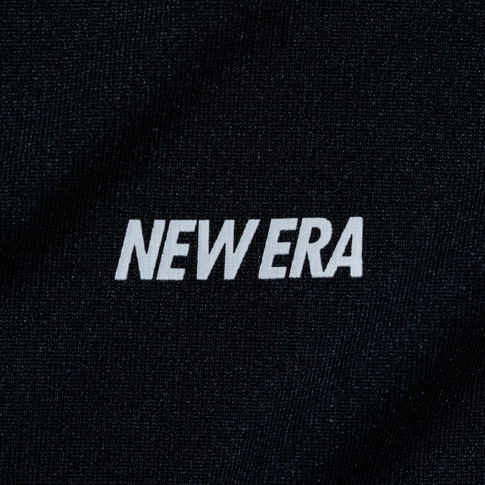半袖 テック Tシャツ　Rear Archive ブラック レギュラーフィット | パフォーマンスアパレル | NEW ERA ニューエラ公式オンラインストア