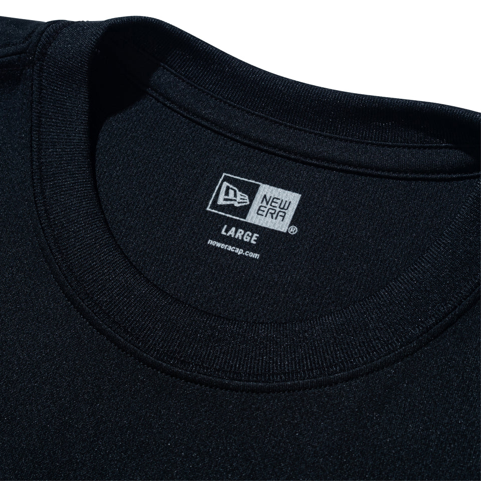 半袖 テック Tシャツ　Rear Archive ブラック レギュラーフィット | パフォーマンスアパレル | NEW ERA ニューエラ公式オンラインストア