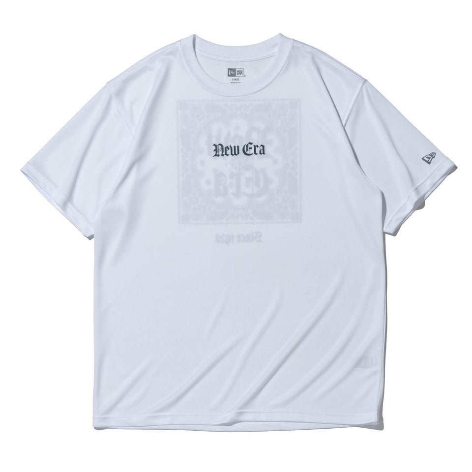 半袖 テック Tシャツ Old English ホワイト レギュラーフィット | パフォーマンスアパレル | NEW ERA ニューエラ公式オンラインストア