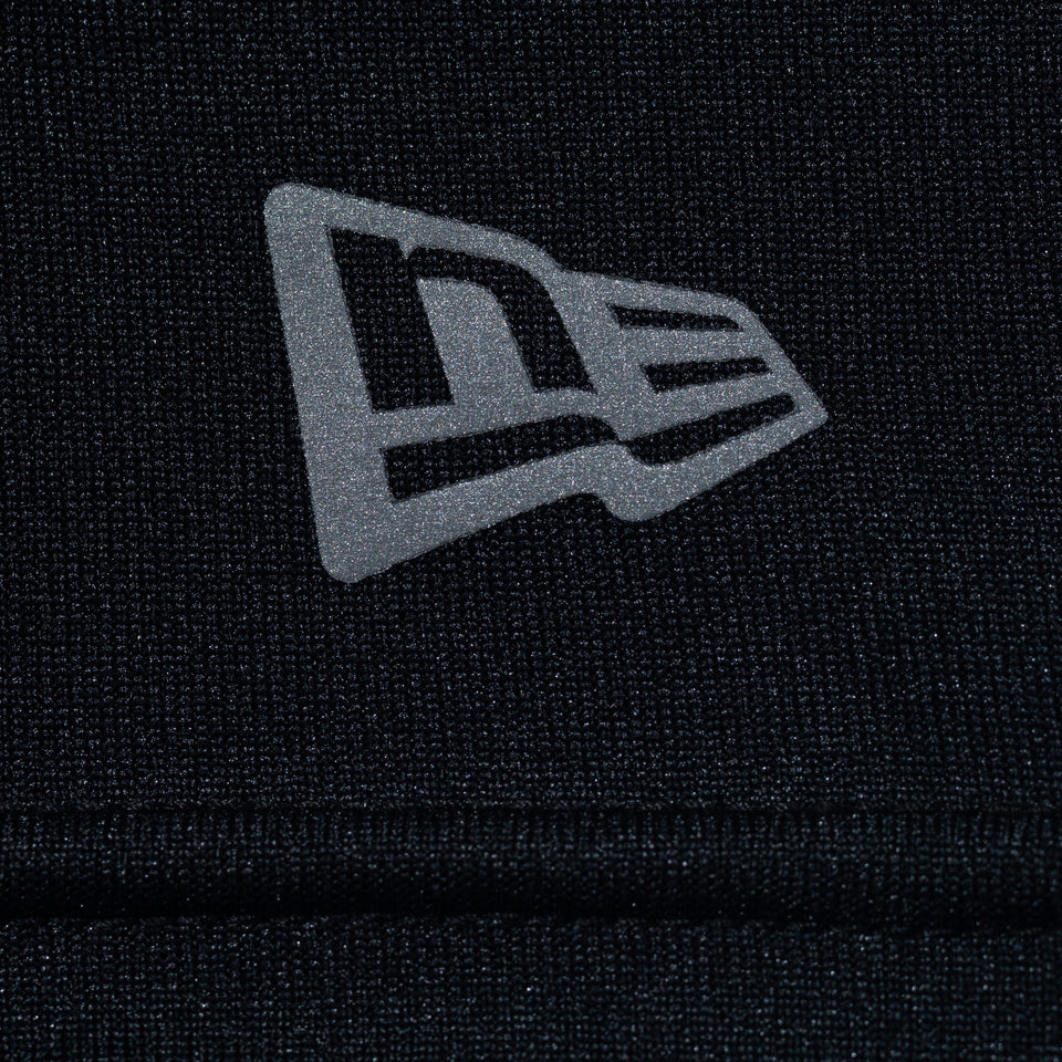 半袖 テック Tシャツ Old English ブラック レギュラーフィット | パフォーマンスアパレル | NEW ERA ニューエラ公式オンラインストア