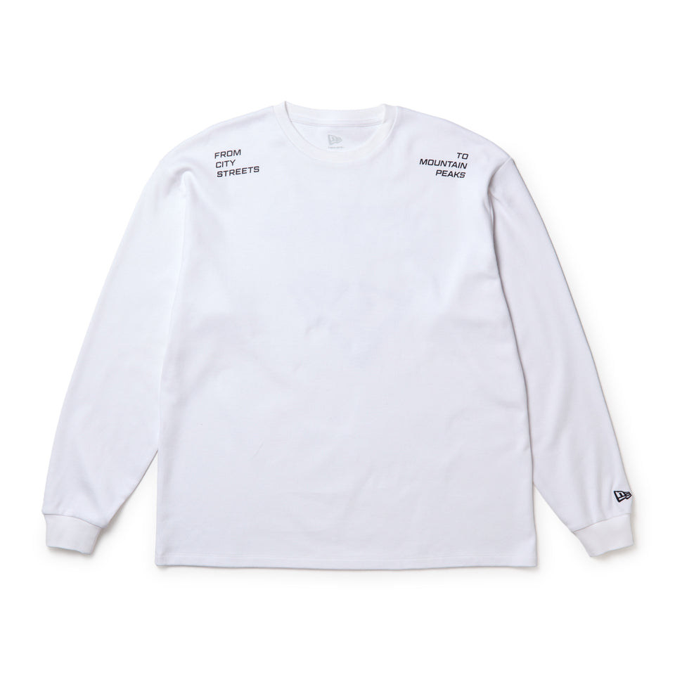 長袖 オーバーサイズド ウォーム フラッグロゴ Tシャツ ホワイト | アウトドア | NEW ERA ニューエラ公式オンラインストア