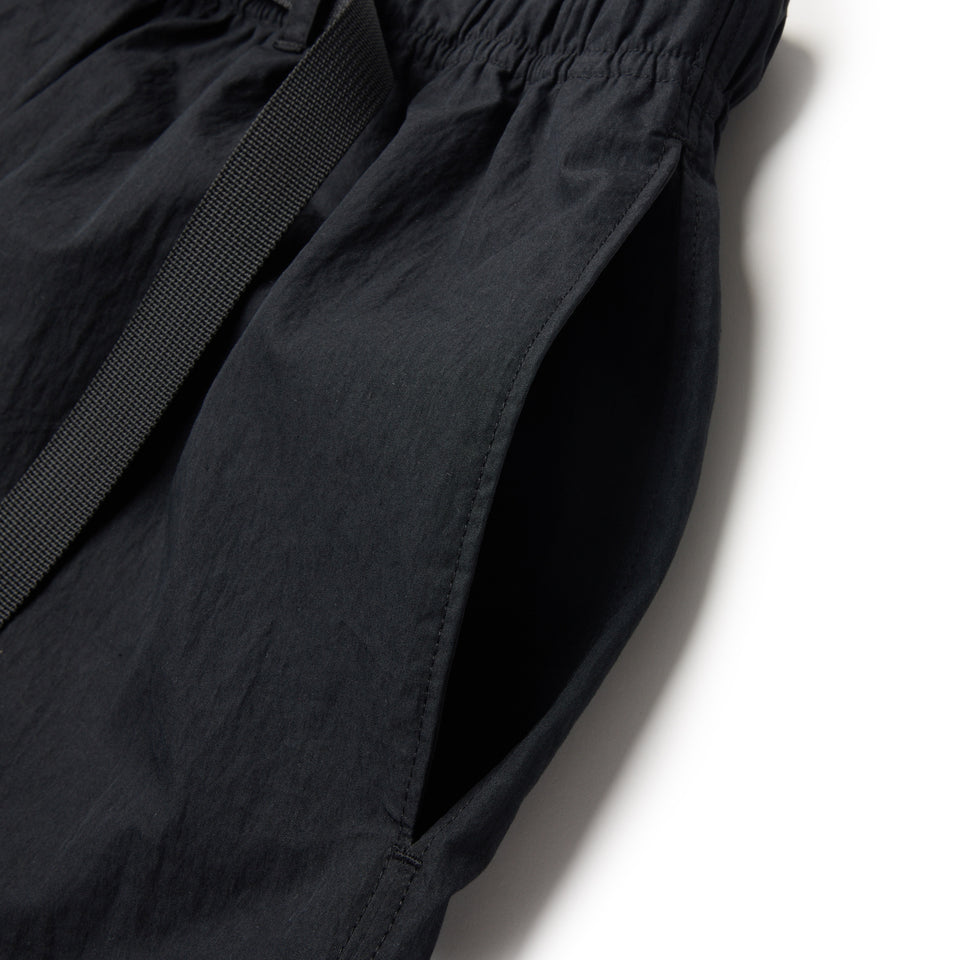 コンバーチブル ショートパンツ BLACK LABEL SS26 ブラック | NEW ERA ニューエラ公式オンラインストア
