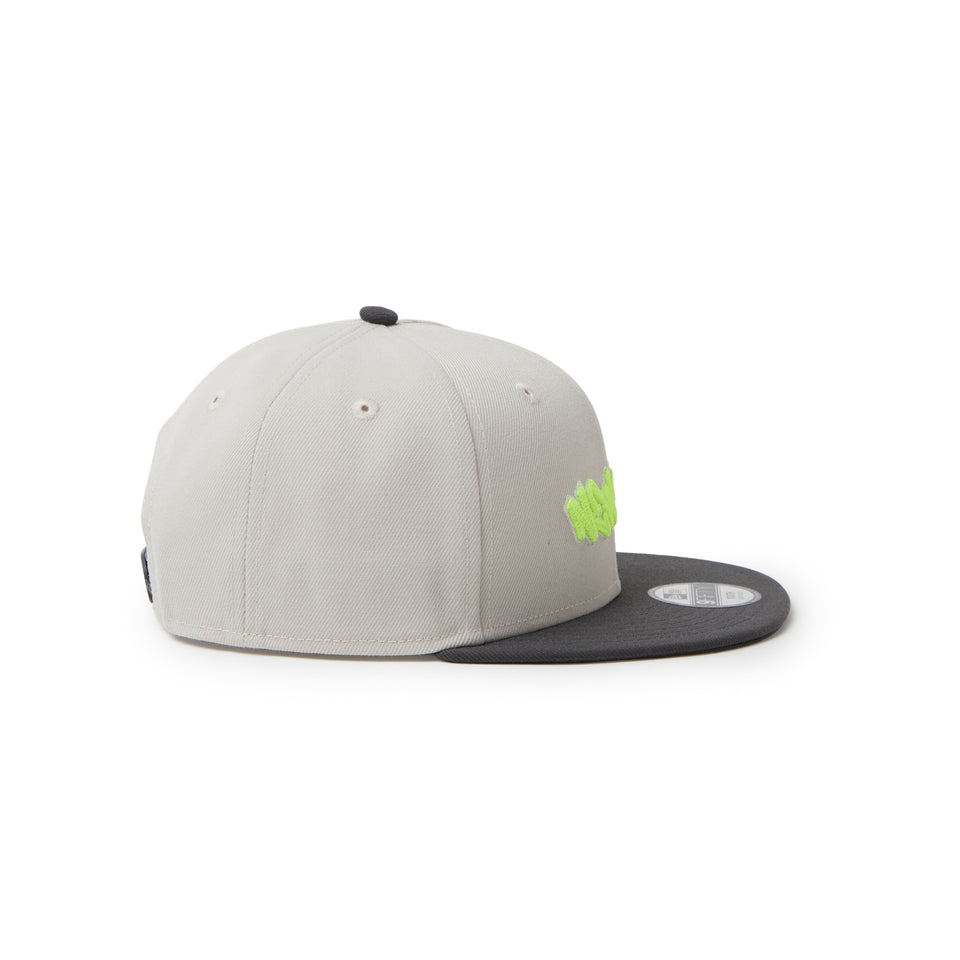 キッズ Youth 9FIFTY Tagging Logo ストーン/グラファイト | NEW ERA ニューエラ公式オンラインストア