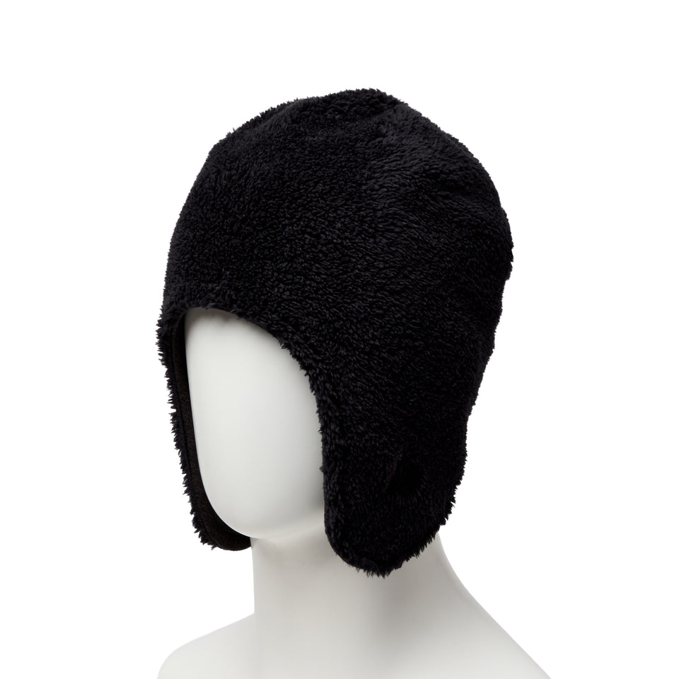 イヤーフラップ ビーニー リバーシブル Mink Fleece ブラック | アウトドア | NEW ERA ニューエラ公式オンラインストア