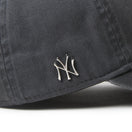 Women's 9TWENTY ロングバイザー ニューヨーク・ヤンキース サイドミニメタルロゴ スチールクラウド|ゴルフ | NEW ERA ニューエラ公式オンラインストア