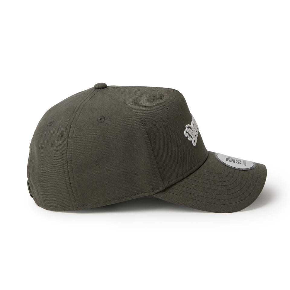 9FORTY A-Frame Old English ダスティチャコール | ゴルフ | NEW ERA ニューエラ公式オンラインストア