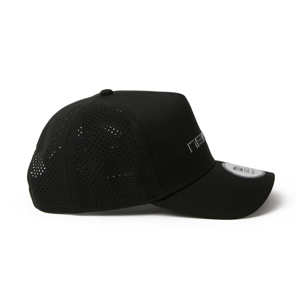 9FORTY A-Frame レーザーパーフォレーティッド ブランドネームロゴ クロームホワイト | ゴルフ | NEW ERA ニューエラ公式オンラインストア