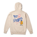 スウェット プルオーバー フーディー ロサンゼルス・ドジャース Bleeds Blue Hot Dog ストーン | NEW ERA ニューエラ公式オンラインストア