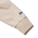 スウェット プルオーバー フーディー ロサンゼルス・ドジャース Bleeds Blue Hot Dog ストーン | NEW ERA ニューエラ公式オンラインストア