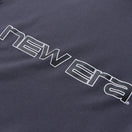 スウェット プルオーバー フーディー Brand Name Logo グラファイト | NEW ERA ニューエラ公式オンラインストア