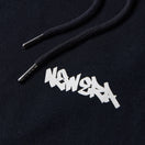 オーバーサイズド スウェット プルオーバー フーディー Tagging Logo ブラック | NEW ERA ニューエラ公式オンラインストア