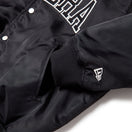ナイロン バーシティジャケット NEW ERA ブラック | NEW ERA ニューエラ公式オンラインストア