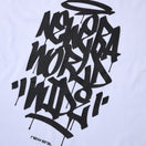 長袖 オーバーサイズド コットン Tシャツ Tagging Logo ホワイト | NEW ERA ニューエラ公式オンラインストア
