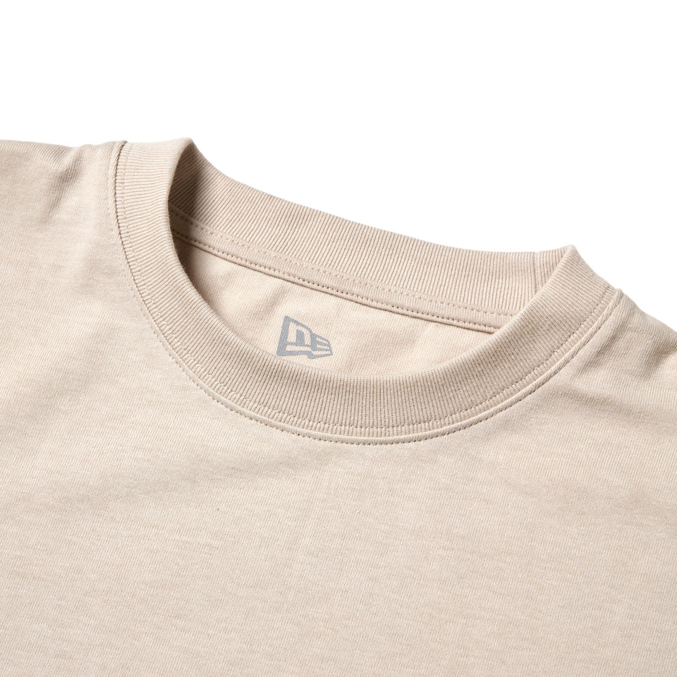 長袖 オーバーサイズド コットン Tシャツ Tagging Logo ストーン | NEW ERA ニューエラ公式オンラインストア