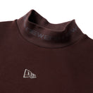 Women's テック スウェット モックネック Jacquard Logo バーントウッド|ゴルフ | NEW ERA ニューエラ公式オンラインストア