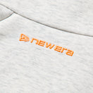テック スウェット ハーフジップ プルオーバー Emboss Logo オートミール|ゴルフ | NEW ERA ニューエラ公式オンラインストア