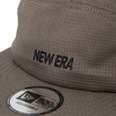 キャンパーキャップ Dot Air Wordmark Logo グレージュ｜パフォーマンスアパレル | NEW ERA ニューエラ公式オンラインストア