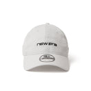 9TWENTY Dot Air Brand Name Logo グレージュ｜パフォーマンスアパレル | NEW ERA ニューエラ公式オンラインストア