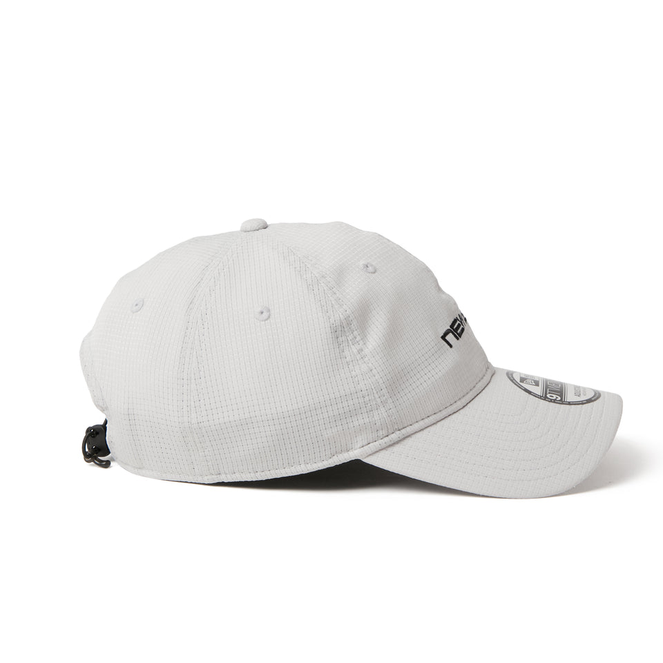 9TWENTY Dot Air Brand Name Logo グレージュ｜パフォーマンスアパレル | NEW ERA ニューエラ公式オンラインストア