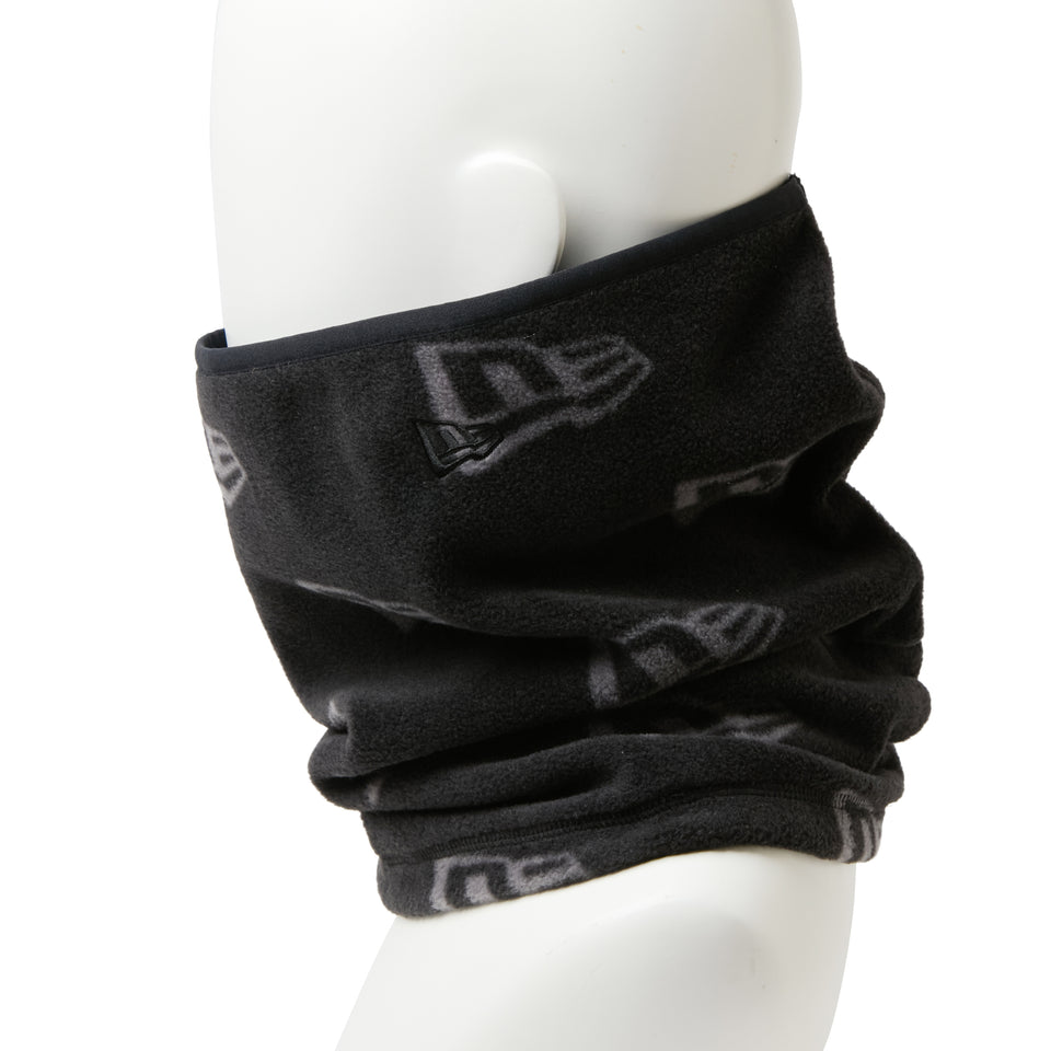 フリース ネックウォーマー ロング フラッグロゴ オールオーバー ブラック | NEW ERA ニューエラ公式オンラインストア