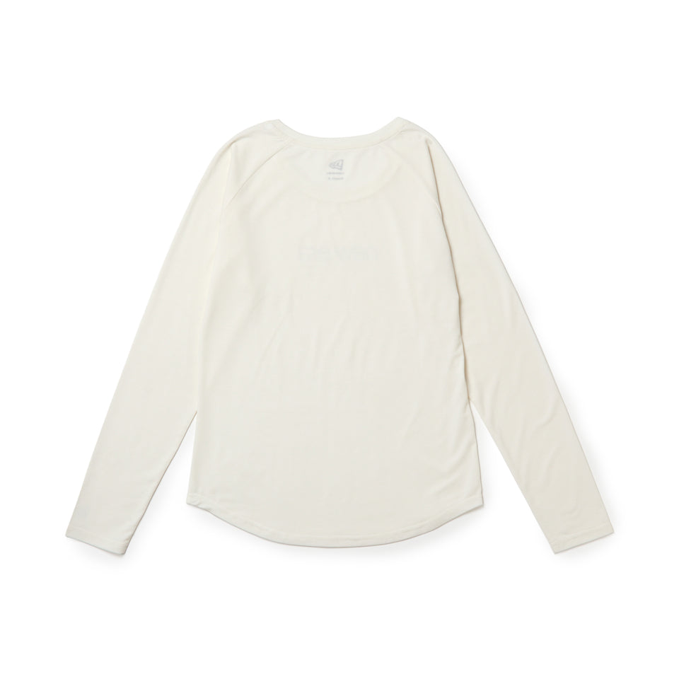 Women's 長袖 ミドルレングス Tシャツ アイボリー｜パフォーマンスアパレル | NEW ERA ニューエラ公式オンラインストア