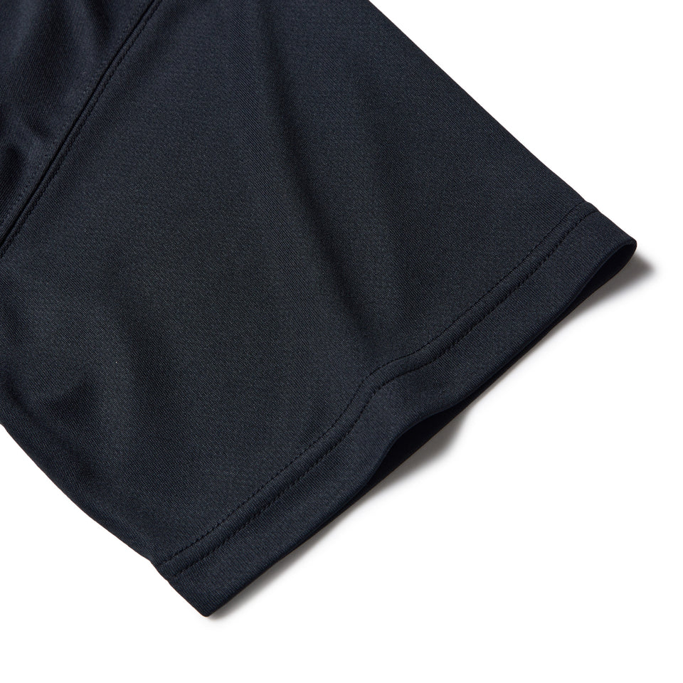 Women's ハーフスリーブ テック Tシャツ Brand Name Logo ブラック｜パフォーマンスアパレル | NEW ERA ニューエラ公式オンラインストア