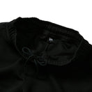 バスケットボール オーバーサイズド テック スウェット パンツ Brand Name Logo ブラック｜パフォーマンスアパレル | NEW ERA ニューエラ公式オンラインストア