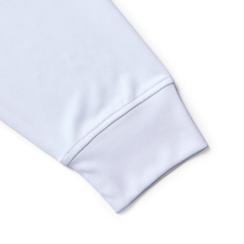 バスケットボール 長袖 テック Tシャツ Brand Name Logo ホワイト｜パフォーマンスアパレル | NEW ERA ニューエラ公式オンラインストア