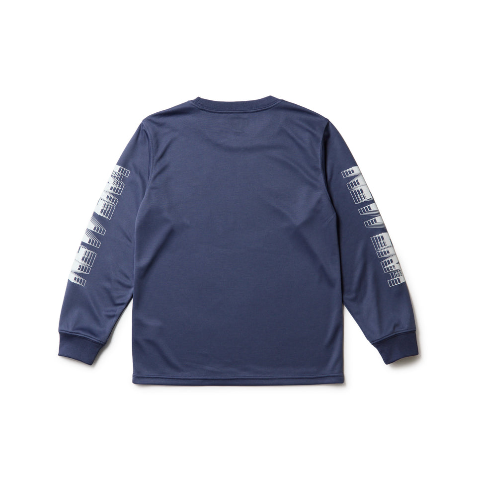 キッズ Youth 長袖 テック Tシャツ Sleeve Logo スレート｜パフォーマンスアパレル | NEW ERA ニューエラ公式オンラインストア