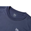 キッズ Youth 長袖 テック Tシャツ Sleeve Logo スレート｜パフォーマンスアパレル | NEW ERA ニューエラ公式オンラインストア