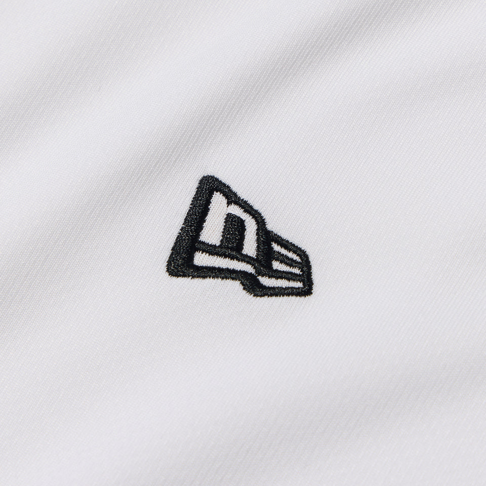 長袖 テック Tシャツ Sleeve Logo ホワイト｜パフォーマンスアパレル | NEW ERA ニューエラ公式オンラインストア