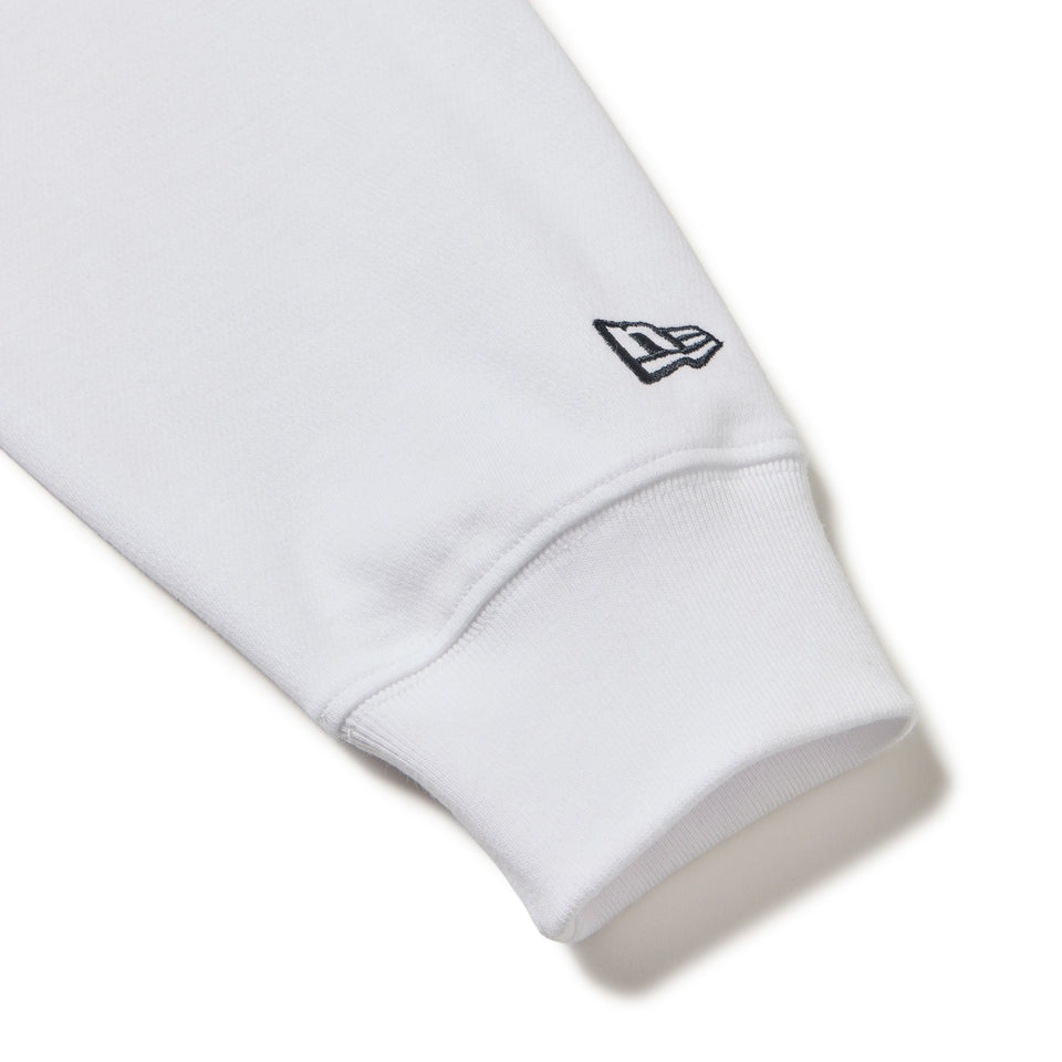 長袖 オーバーサイズド パフォーマンス Tシャツ Flag Oval Logo ホワイト｜パフォーマンスアパレル | NEW ERA ニューエラ公式オンラインストア