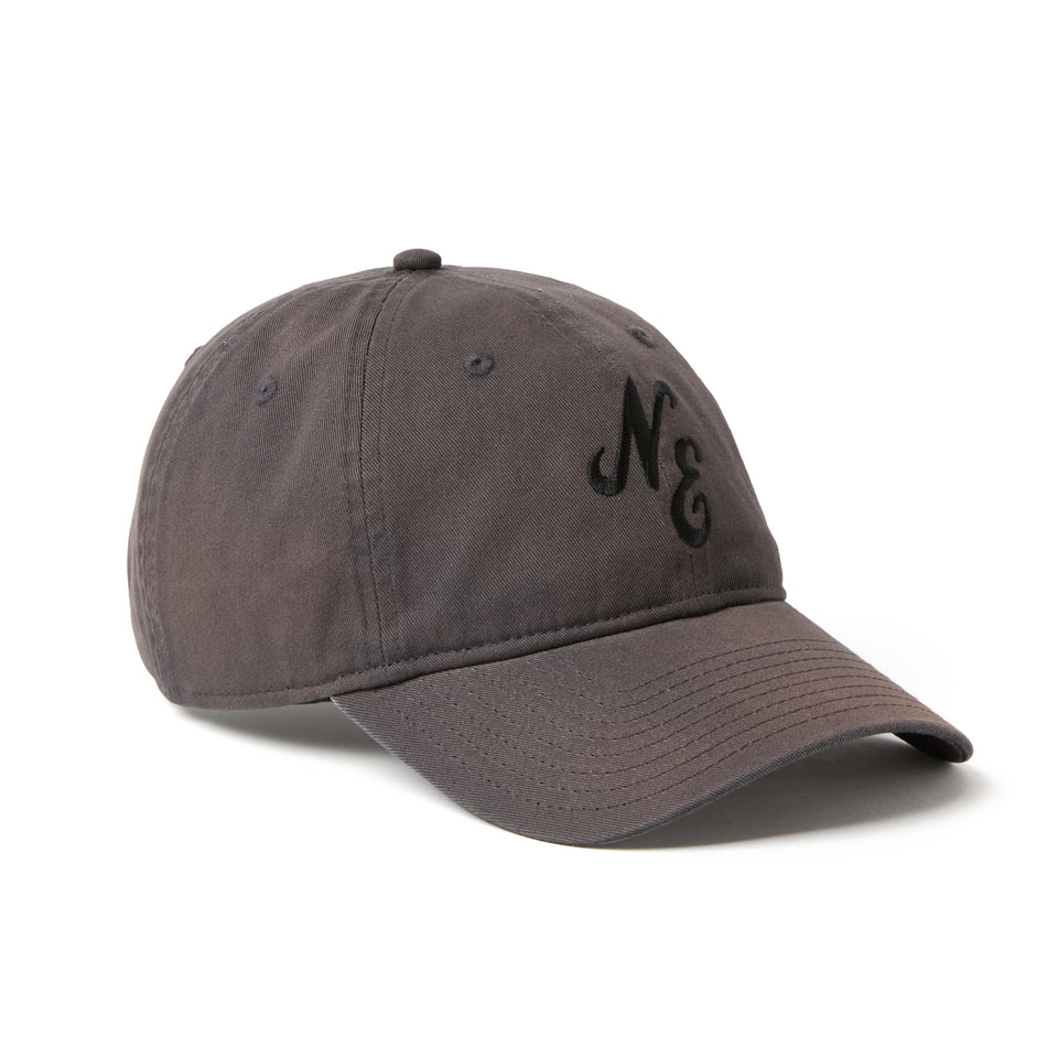 9FORTY アンストラクチャード Sun-Faded クラシックロゴ グラファイト | NEW ERA ニューエラ公式オンラインストア