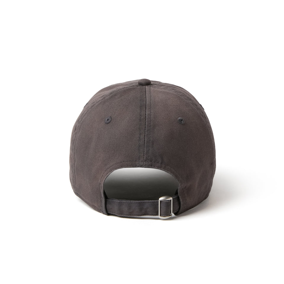 9FORTY アンストラクチャード Sun-Faded クラシックロゴ グラファイト | NEW ERA ニューエラ公式オンラインストア