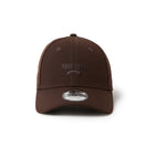 9FORTY Banner Logo Tonal バーントウッド | NEW ERA ニューエラ公式オンラインストア