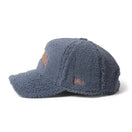 9FORTY A-Frame Boa Fleece カレッジロゴ ブルー | NEW ERA ニューエラ公式オンラインストア