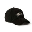 9FORTY A-Frame Boa Fleece カレッジロゴ ブラック | NEW ERA ニューエラ公式オンラインストア