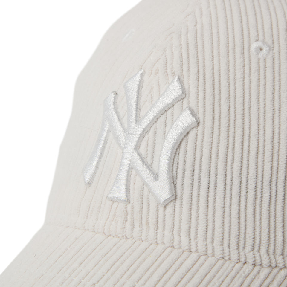 9TWENTY Nuance Color Corduroy ニューヨーク・ヤンキース オフホワイト | NEW ERA ニューエラ公式オンラインストア